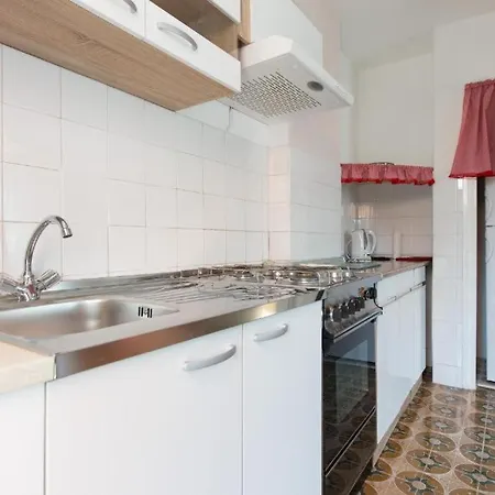 Apartments Hodanic Krk Town Exterior photo